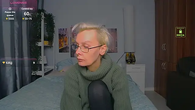 HelgaHimmell online show from 12.13.24