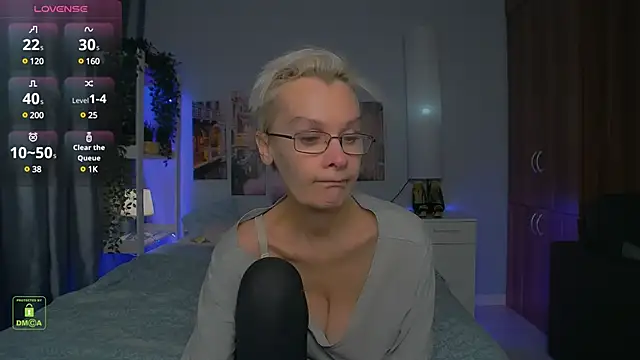 HelgaHimmell online show from 12.14.24