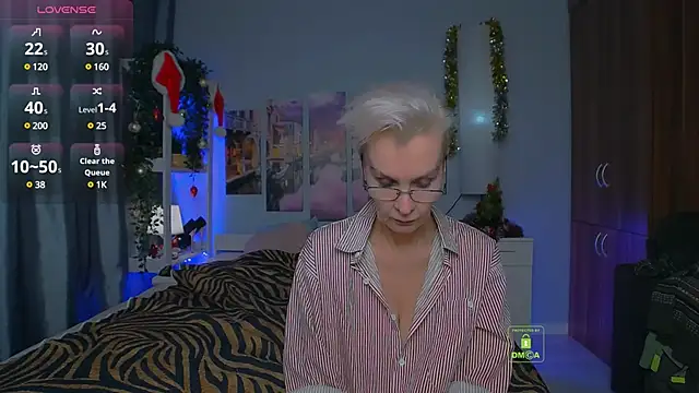 HelgaHimmell online show from 12.25.24