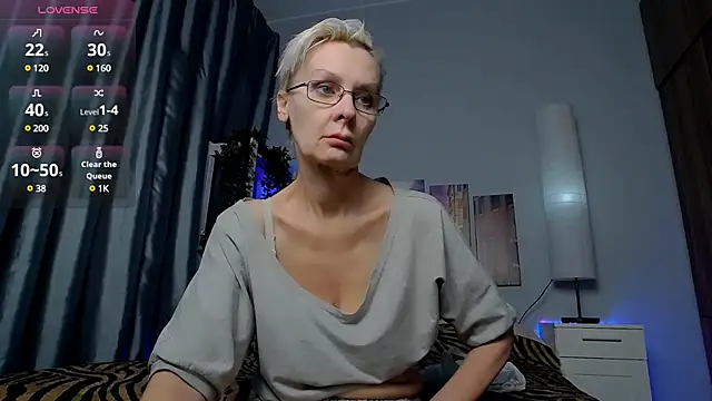 HelgaHimmell online show from 01.29.25