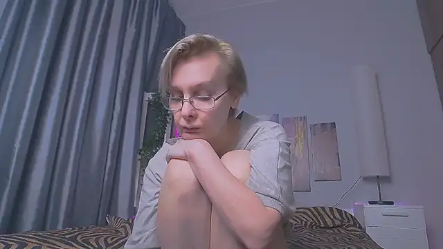 HelgaHimmell online show from 03.05.25