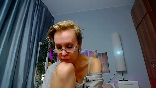 HelgaHimmell online show from 03.11.25