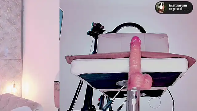 Angelst   online show from 03.05.26