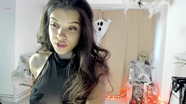 BabyAylin online show from 10.25.25