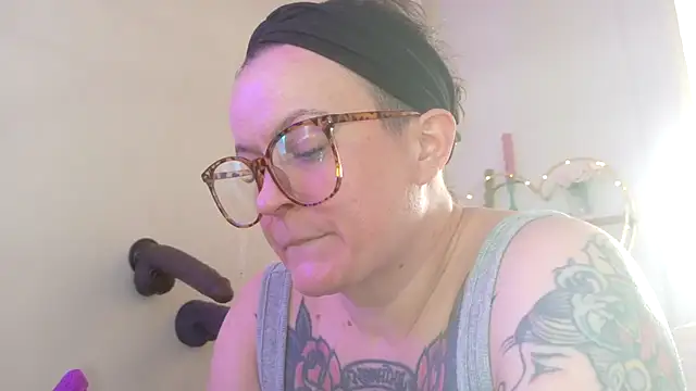 quinnmariexo online show from 03.31.26