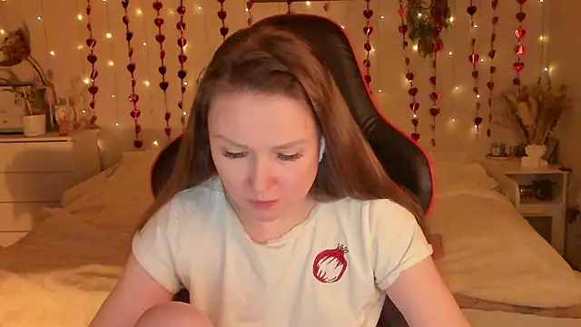 desperatehousewife   online show from 02.13.26