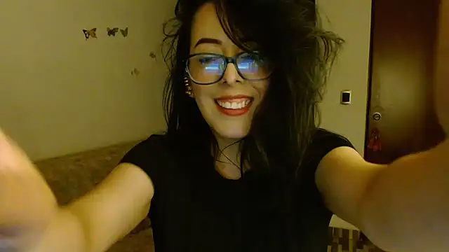 Snapshot of ella_peck chatting on 06.05.26 ella peck online show from 06.05.26