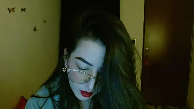 Snapshot of ella_peck chatting on 07.01.26 ella peck online show from 07.01.26