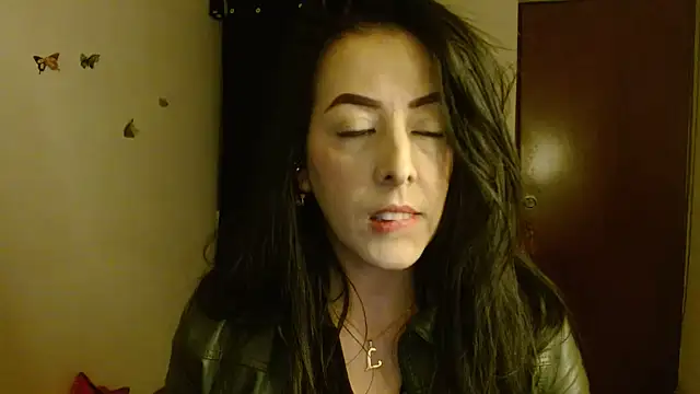 Snapshot of ella_peck chatting on 07.14.26 ella peck online show from 07.14.26