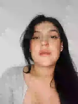 Snapshot of Sophie-hatter chatting on 12.20.24 Sophie-hatter online show from 12.20.24