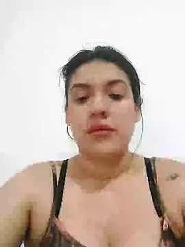 Snapshot of Sophie-hatter chatting on 12.27.24 Sophie-hatter online show from 12.27.24