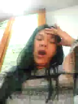 Snapshot of Sophie-hatter chatting on 01.10.25 Sophie-hatter online show from 01.10.25