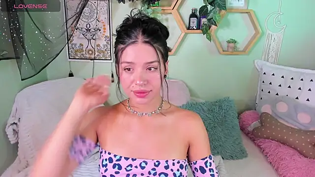 Snapshot of MiaaRose chatting on 02.07.26 MiaaRose online show from 02.07.26