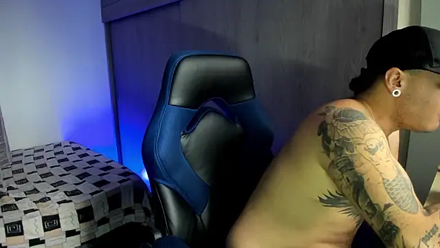 male pussy online show from 02.01.26