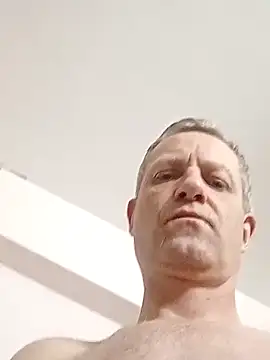 Snapshot of NicoPuma chatting on 03.08.25 NicoPuma online show from 03.08.25