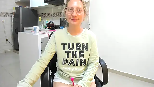 Adele johnsonn1 online show from 02.06.25