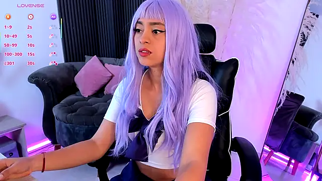 emilyruiz1 online show from 10.25.25