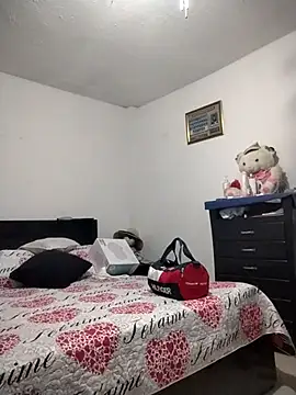Natasha milf   online show from 05.10.26