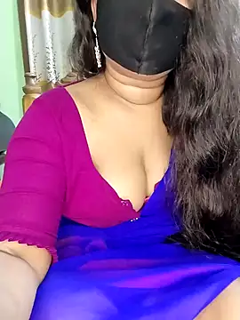 Idhika Paul online show from 01.31.25