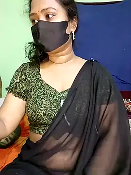 Idhika Paul online show from 02.02.25