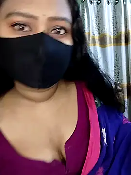 Idhika Paul online show from 02.04.25