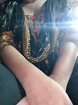 Idhika Paul online show from 10.24.25