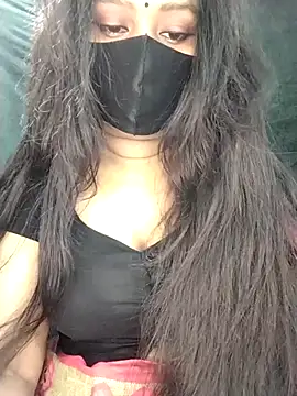 Idhika Paul online show from 11.10.25