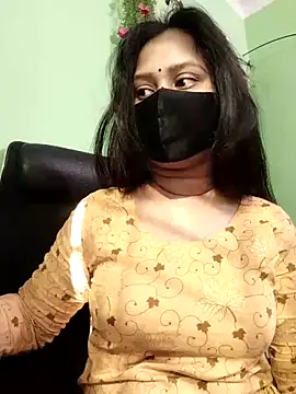 Idhika Paul online show from 11.11.25