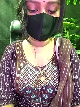 Idhika Paul online show from 11.23.25