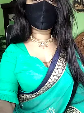 Idhika Paul online show from 04.13.26