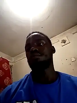 Snapshot of MaskedGQ chatting on 02.04.25 MaskedGQ online show from 02.04.25