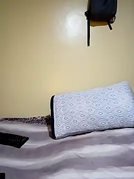 Snapshot of MaskedGQ chatting on 02.08.25 MaskedGQ online show from 02.08.25