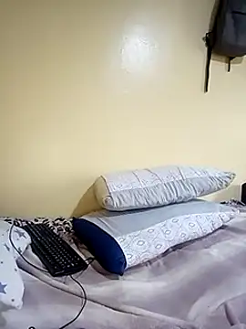 Snapshot of MaskedGQ chatting on 02.13.25 MaskedGQ online show from 02.13.25