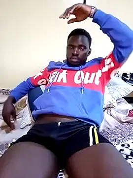 Snapshot of MaskedGQ chatting on 02.18.25 MaskedGQ online show from 02.18.25