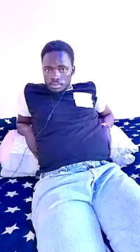 Snapshot of MaskedGQ chatting on 03.06.25 MaskedGQ online show from 03.06.25