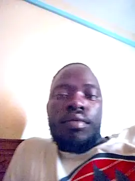 Snapshot of MaskedGQ chatting on 09.28.25 MaskedGQ online show from 09.28.25