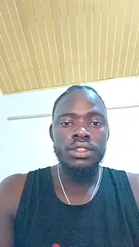 Snapshot of MaskedGQ chatting on 11.19.25 MaskedGQ online show from 11.19.25