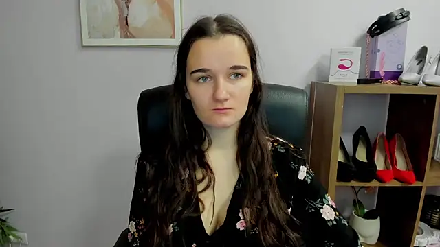 Snapshot of KateDelight chatting on 11.09.25 KateDelight online show from 11.09.25