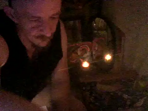 Snapshot of prcalek19 chatting on 11.13.25 prcalek19 online show from 11.13.25