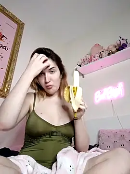 Icy  Diamond online show from 09.27.25