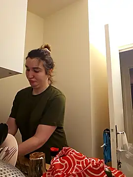 Icy  Diamond online show from 01.17.26