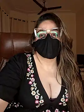 Snapshot of SEXY-Sardarni chatting on 12.10.24 SEXY-Sardarni online show from 12.10.24