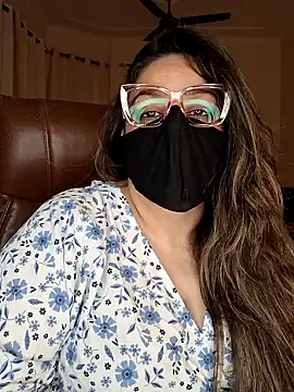 Snapshot of SEXY-Sardarni chatting on 12.11.24 SEXY-Sardarni online show from 12.11.24