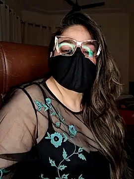 Snapshot of SEXY-Sardarni chatting on 12.27.24 SEXY-Sardarni online show from 12.27.24