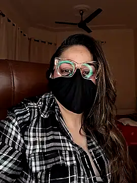 Snapshot of SEXY-Sardarni chatting on 01.24.25 SEXY-Sardarni online show from 01.24.25