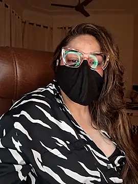 Snapshot of SEXY-Sardarni chatting on 02.17.25 SEXY-Sardarni online show from 02.17.25