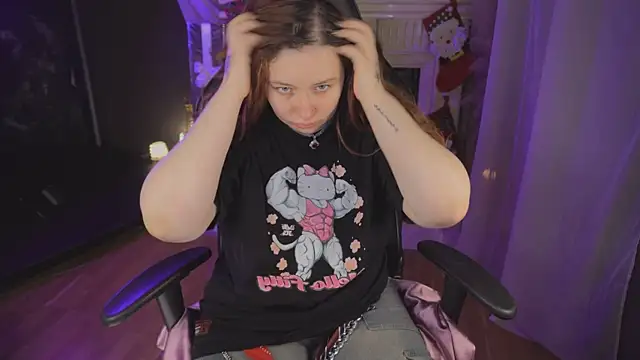 carolina elf online show from 12.14.25