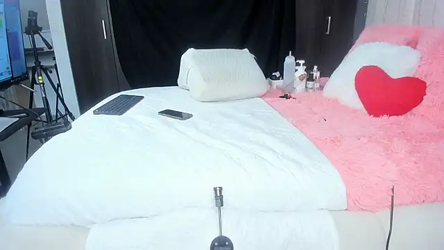 merida blue  online show from 01.31.26