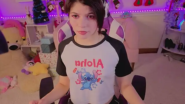 Snapshot of Katya_Zaitseva chatting on 12.22.25 Katya Zaitseva online show from 12.22.25