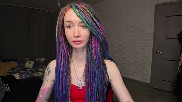 Roxy Silver online show from 01.28.25